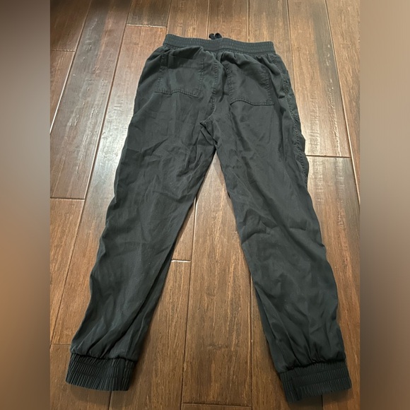 Black jogger pants - Picture 2 of 3